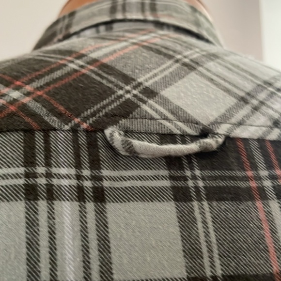 Hurley Classic Fit Button Down Shirt - Picture 4 of 12